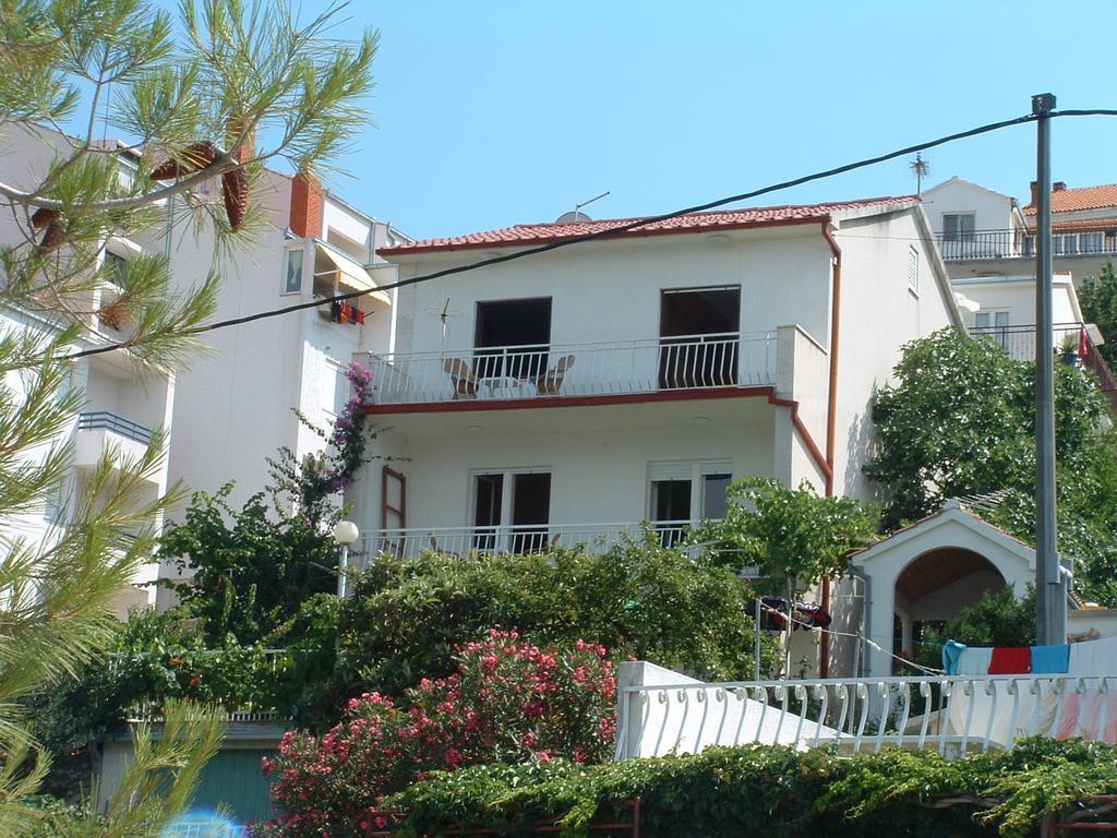 Apartments Dragan Трогир Экстерьер фото
