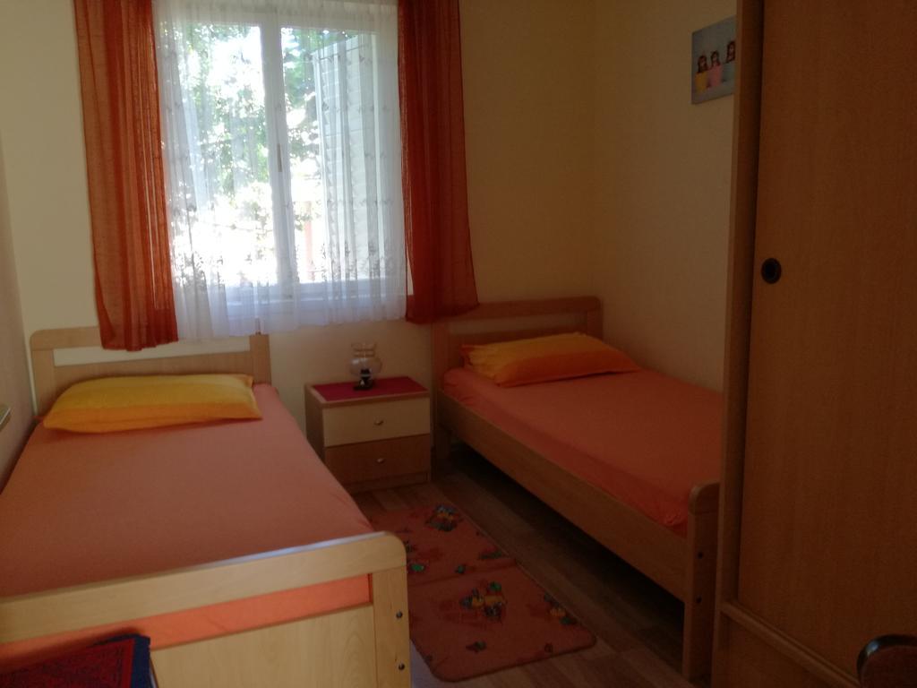 Apartments Dragan Трогир Экстерьер фото
