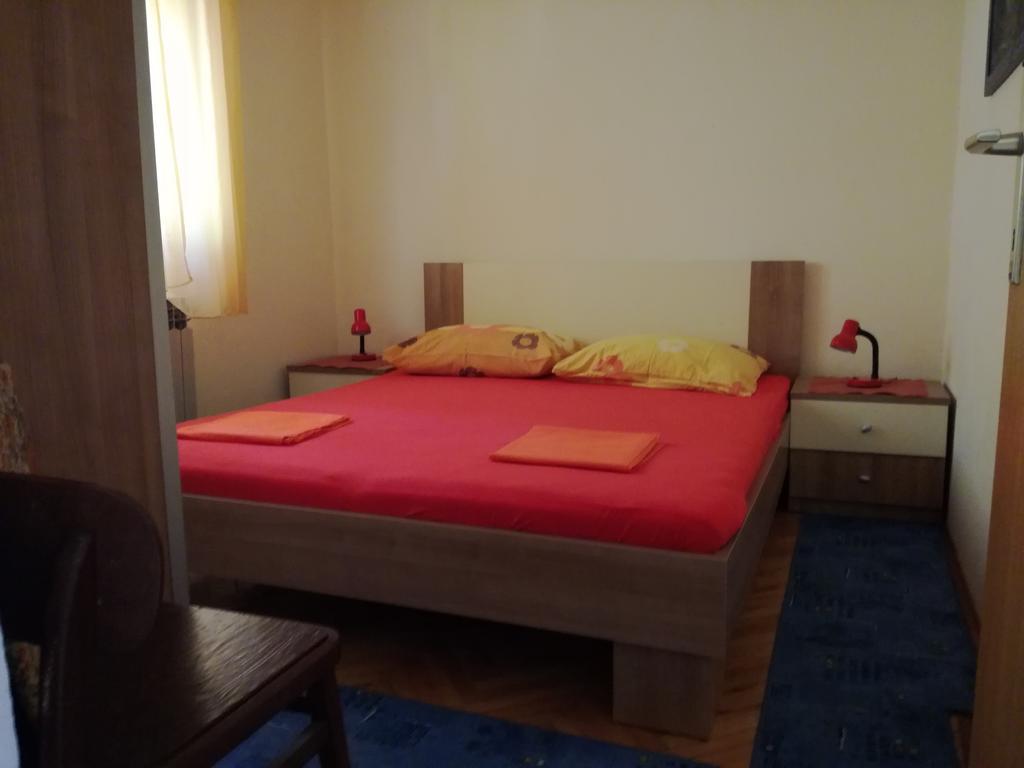 Apartments Dragan Трогир Экстерьер фото